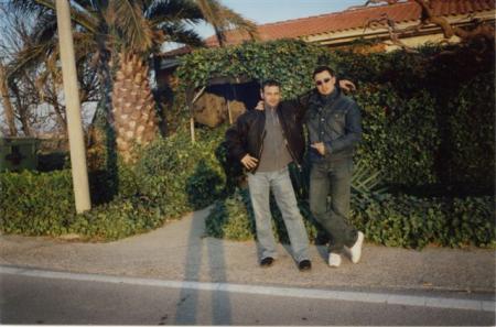 elage y hemmito
